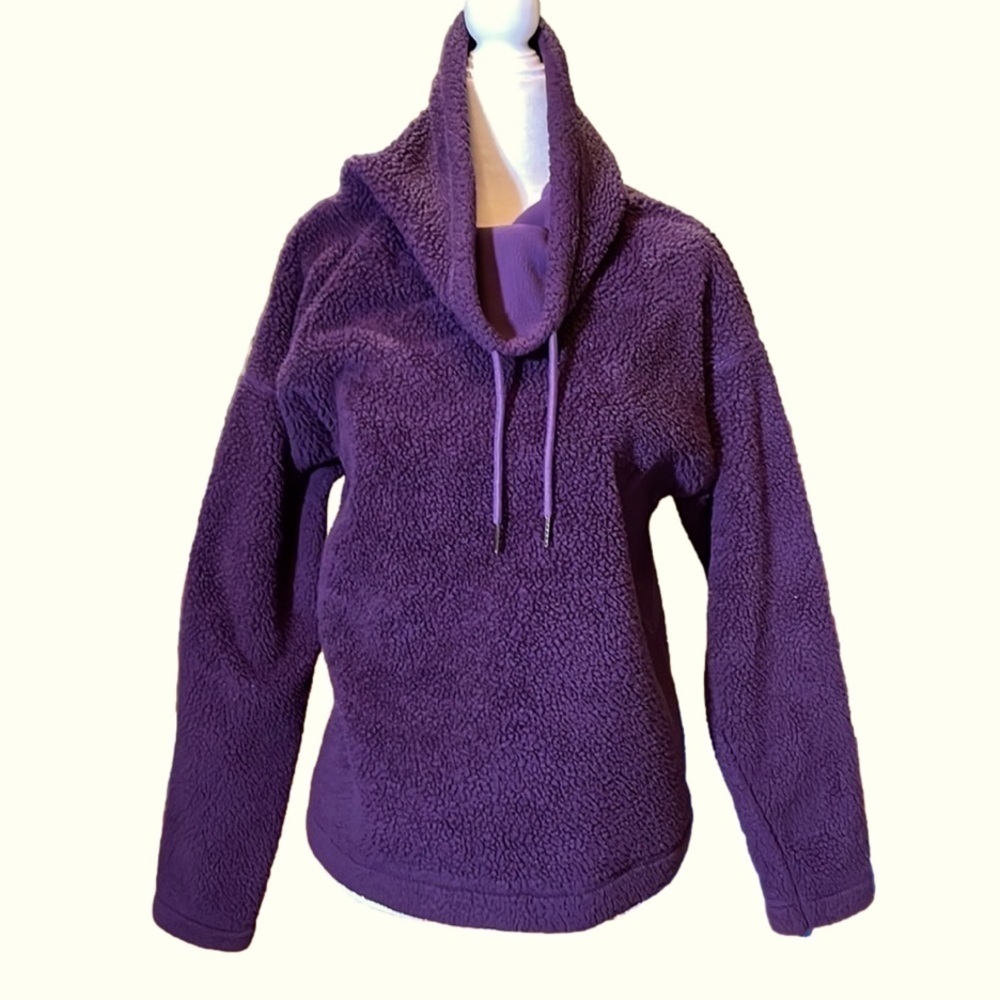 Champion Purple Fluffy High Neck Top